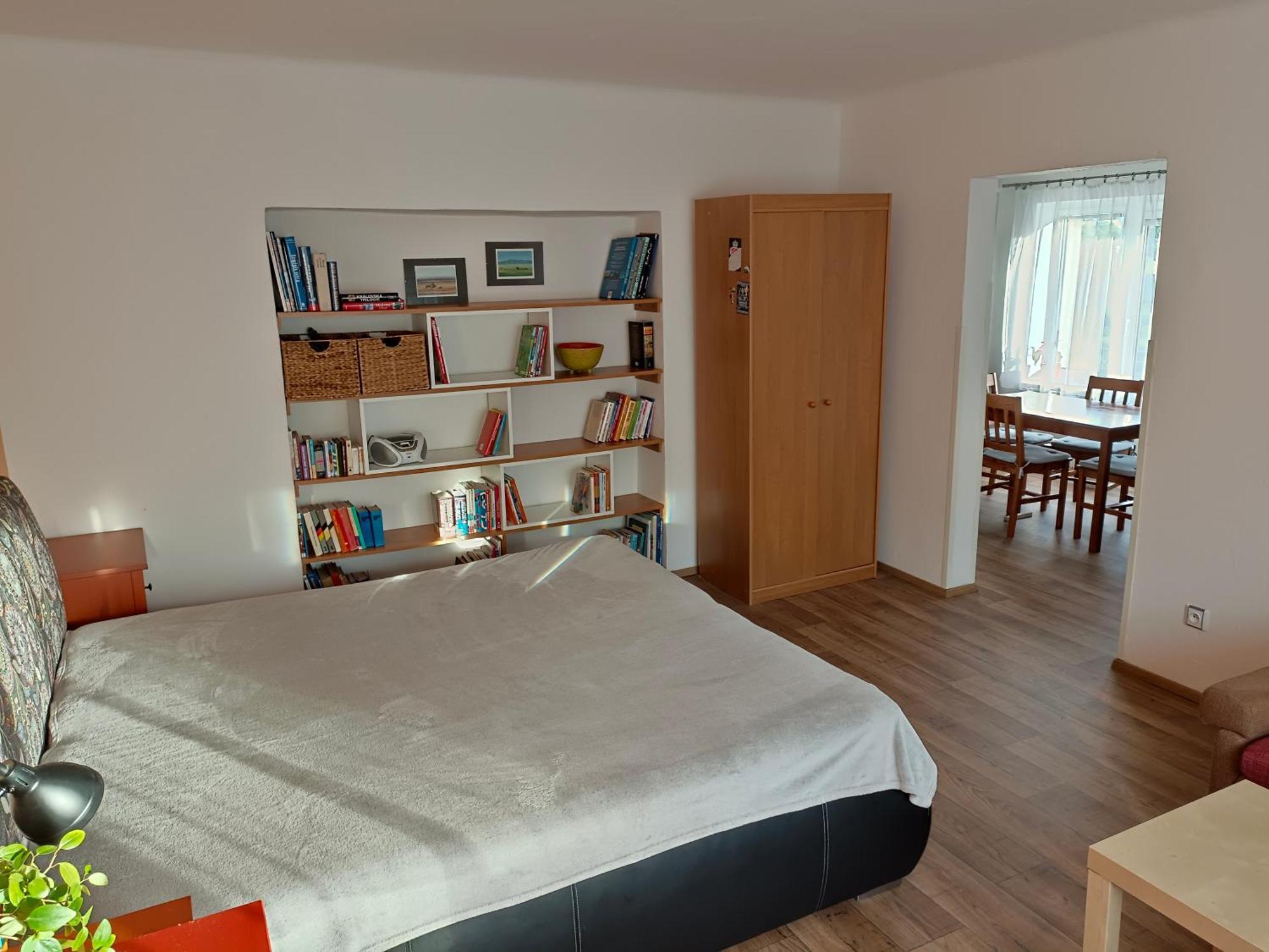 Apartman Za Lesem แชร์เวนี กอสตาเลตส์ ภายนอก รูปภาพ